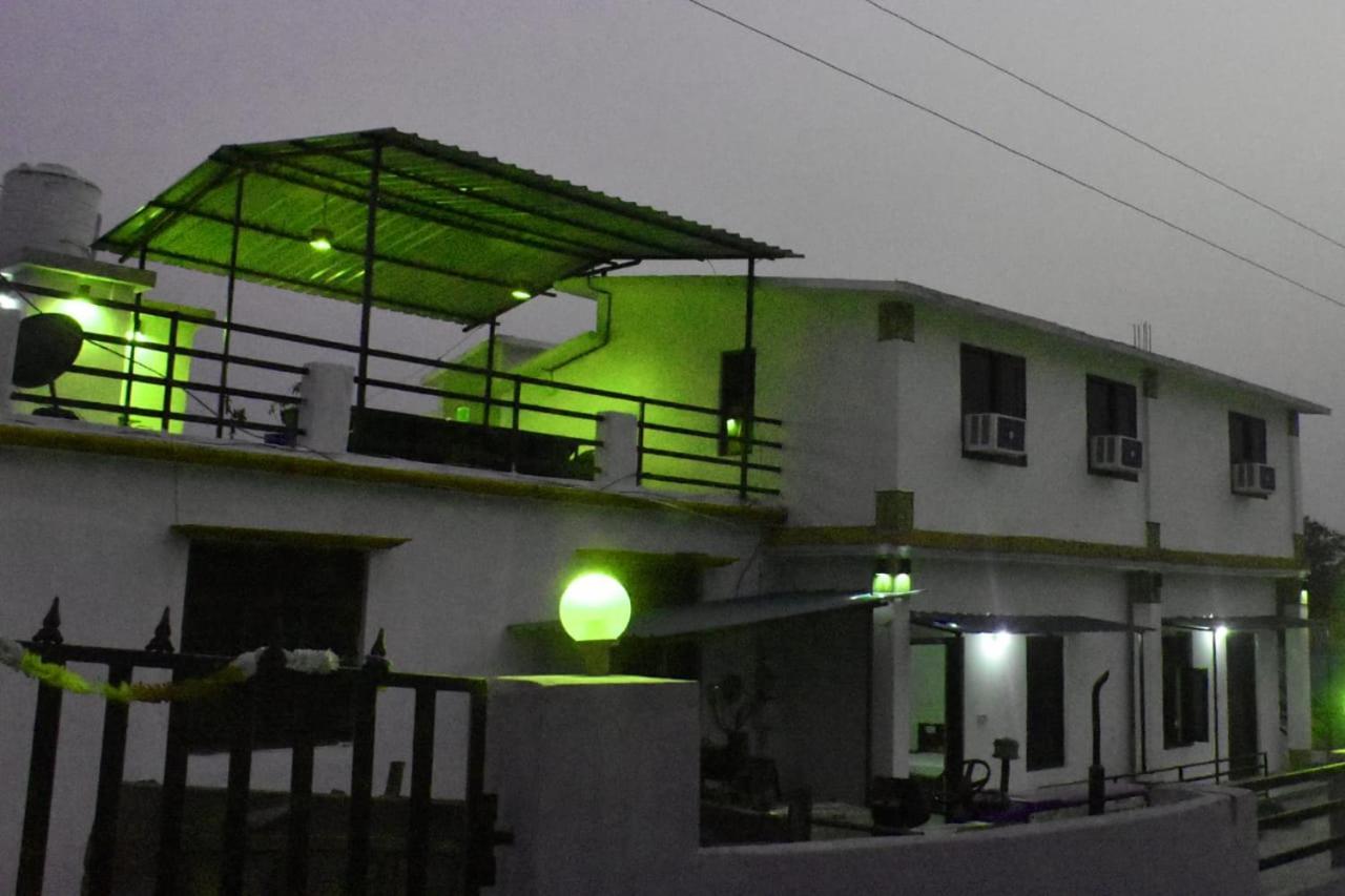 Corbett Bhavesh Home Stay Jhirna Δωμάτιο φωτογραφία